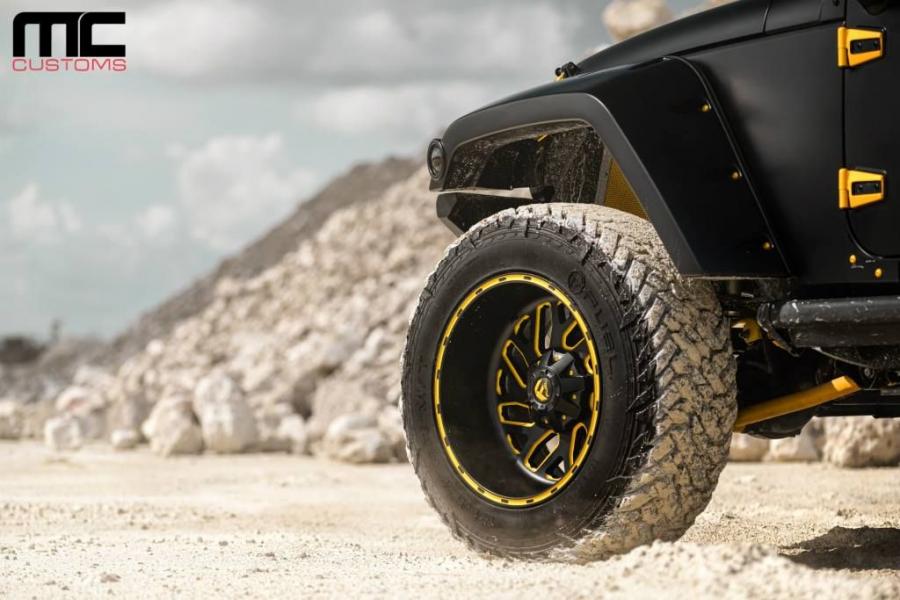 Колеса Jeep Wrangler Ultimate in Black by MC Customs 2016 года  (фото 5 из 10)
